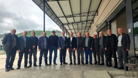 Bulancak ve Pirazizli Muhtarlar Taleplerini AK Parti İl Başkanı Yılmaz’a İletti 