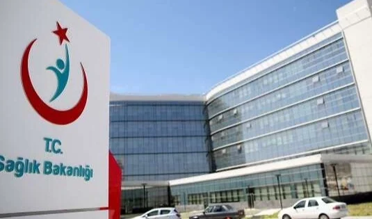 Sağlık Bakanlığı duyurdu… Seyahat gemisindeki 3 Türk vatandaşı karantinada