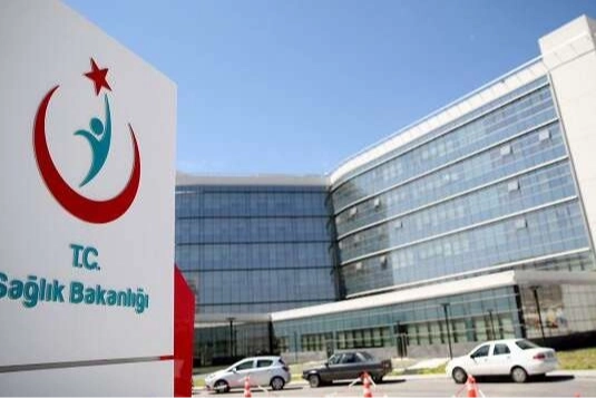 Sağlık Bakanlığı duyurdu… Seyahat gemisindeki 3 Türk vatandaşı karantinada