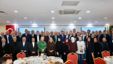 Vali Mustafa Koç Hemşehrileriyle Kahvaltıda Buluştu