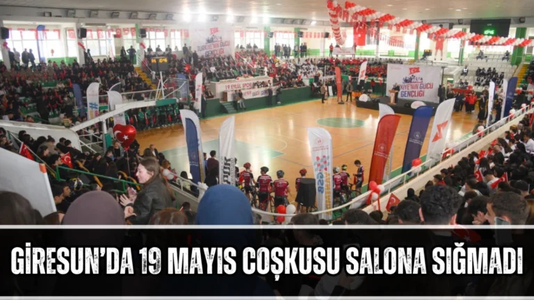 Giresun’da 19 Mayıs Coşkusu Salona Sığmadı