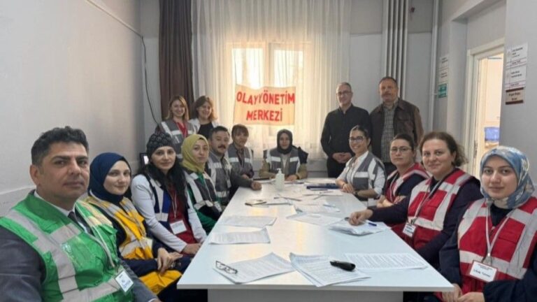 Giresun Dr. Ali Menekşe Göğüs Hastalıkları Hastanesi’nde Kritik Afet Tatbikatı! 