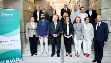 İZSİAD’dan yeşil dönüşüm için gençlere eğitim desteği