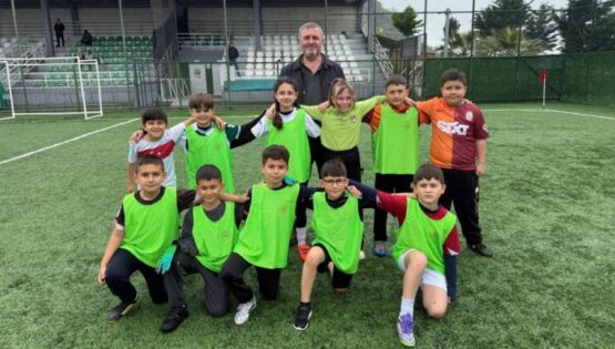 İlkokullar Arası Bahar Futbol Şenliği Başladı