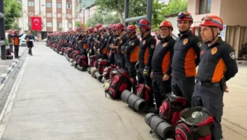 Manisa İtfaiyesi her türlü imkan ve uzman ekiple yoluna devam ediyor