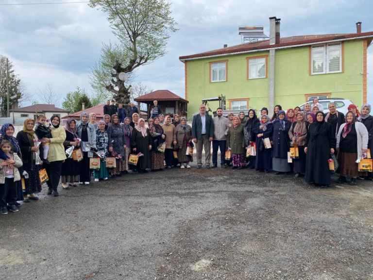 Piraziz Esentepe Köyü’nde 12 Yıllık Anneler Günü Geleneği