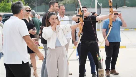 Sağlıkçılar kitle için kitle sporunu sevdi