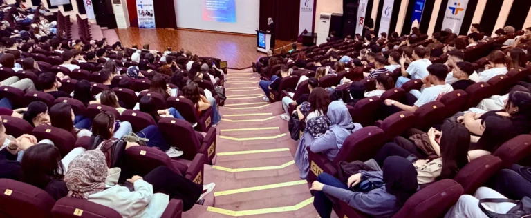 Üniversite öğrencileri İŞKUR Gençlik Programıyla iş deneyimi kazandı