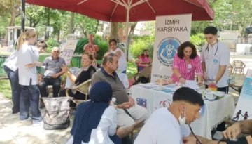 Yaşlı dostu sağlık takımı görev başında