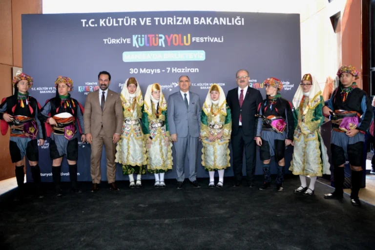 Manisa’da Kültür Yolu Festivali Coşkusu Başladı